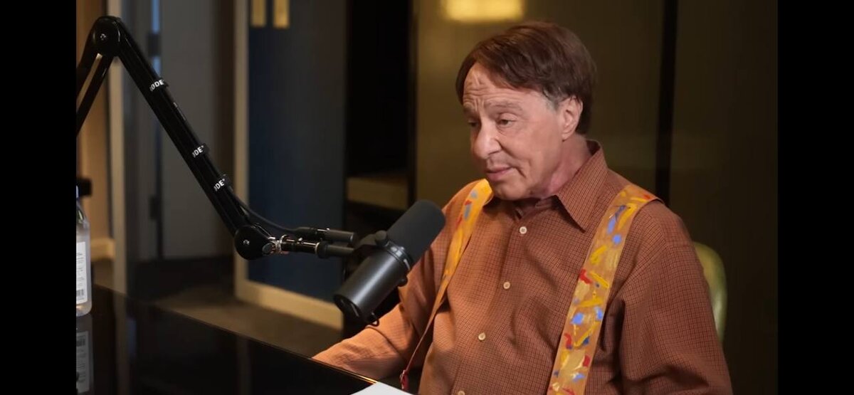 Фотография взята из видео: Подкаст: Лекс Фридман - Рэй Курцвейл. Сингулярность