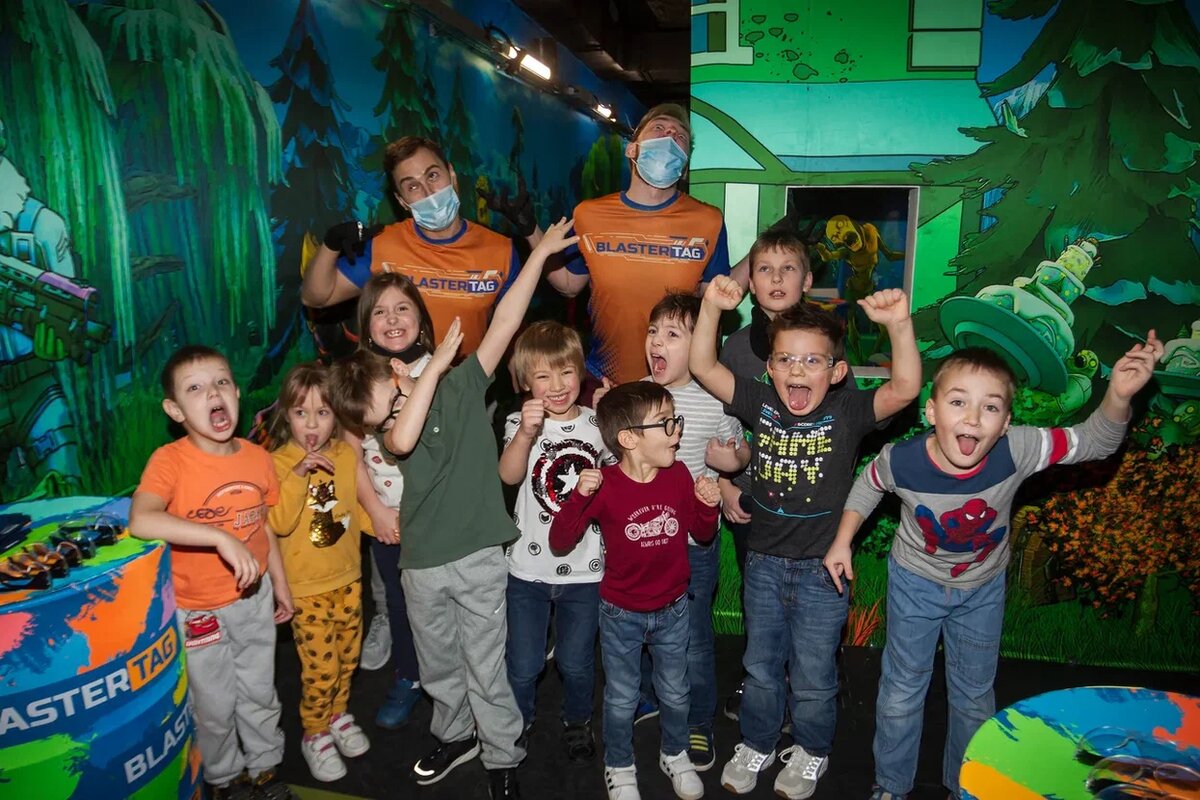 С нашими ведущими весело детям любого возраста!!!

