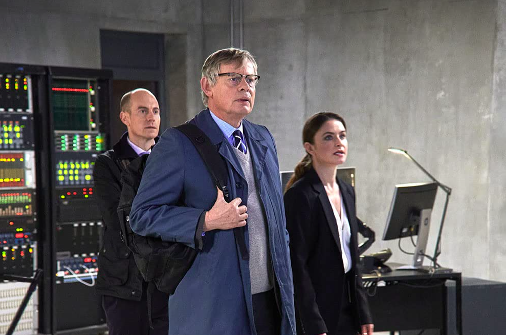 Кадр из сериала «Преследование»