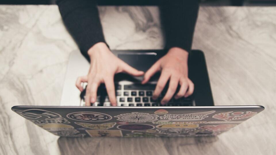     В интернете законы действуют Kenny Eliason/unsplash.com