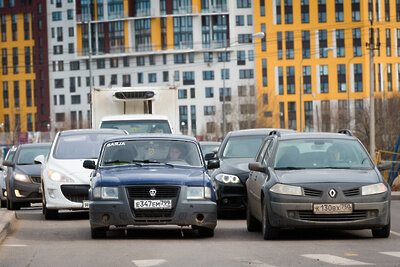    Транспорт весной в Москве ©Александр Манзюк РИАМО