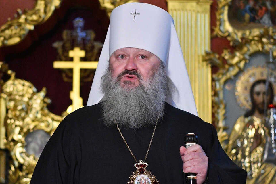     Наместник Лавры митрополит Павел, который вчера по его собственному признанию, был вызван в Управление СБУ на допрос не стал сдерживаться  EAST NEWS