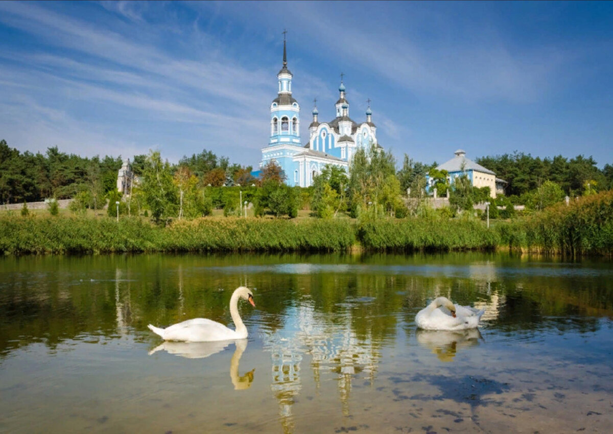 Храм озера Березка Россия