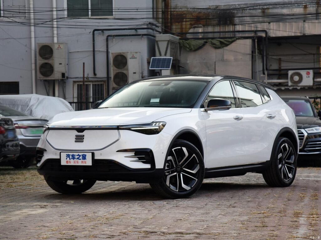    autohome.com.cn Денис Петлюченко