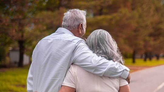 В России уровень заболеваемости деменцией, болезнью Паркинсона, болезнью Альцгеймера выходит на эпидемиологический порог в 5 % населения страны к 2050 году. Фото: Format Arw/ Unsplash.