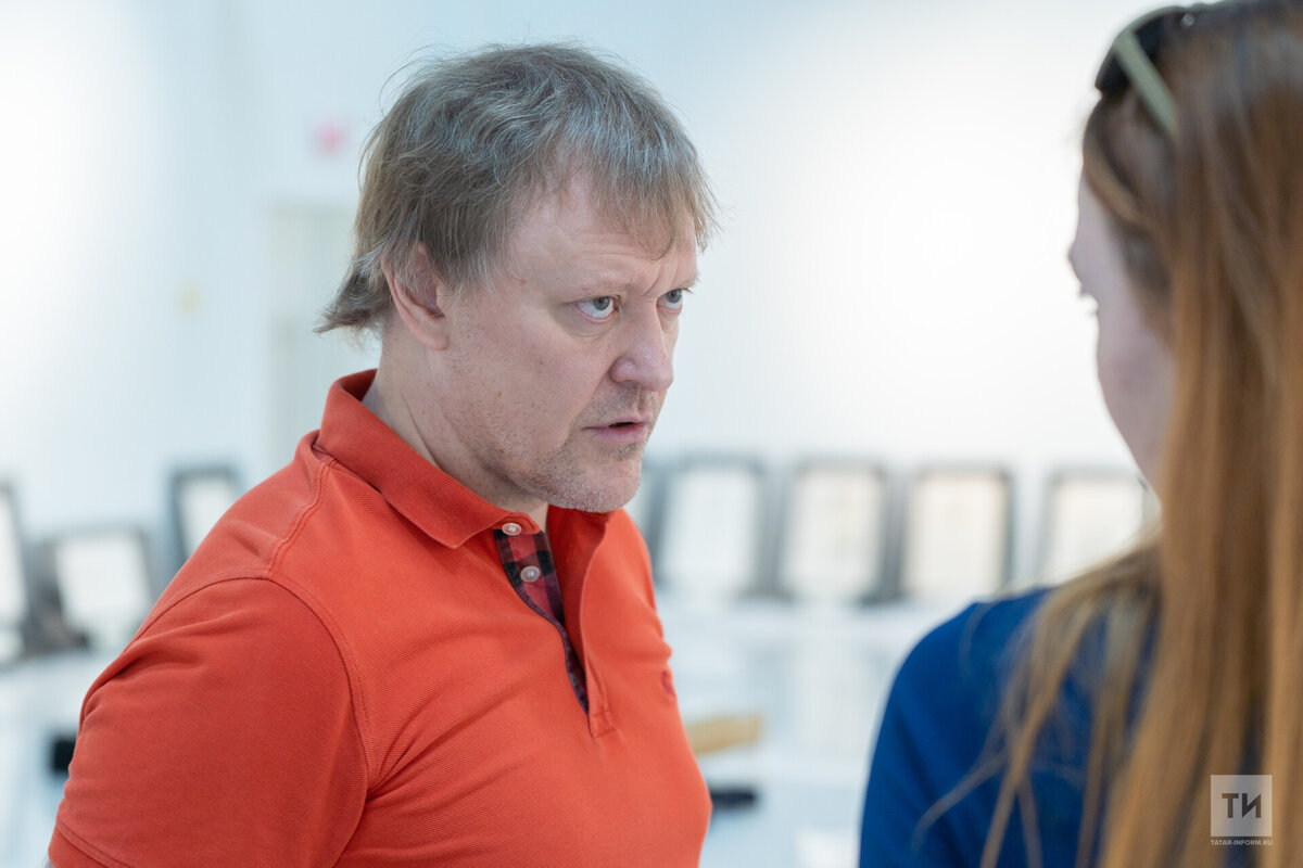 Павел Башмаков: «Я вижу, как в Европе, особенно во Франции и в Бельгии, люди среднего достатка покупают подлинные графические работы Пикассо, Шагала, Кандинского, Матисса». Фото: © Владимир Васильев / «Татар-информ»