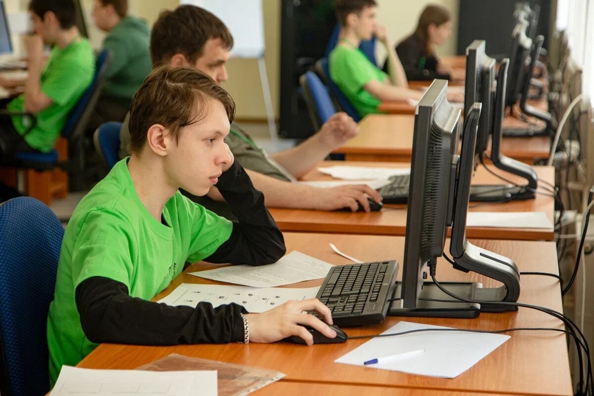    ​​​​​​​В Югре проходит самый масштабный региональный этап чемпионата «Профессионалы»