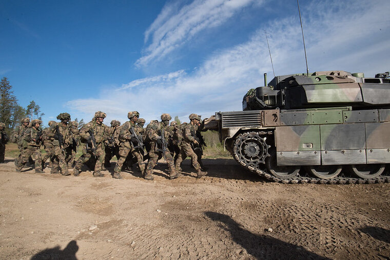    США отправила Украине устаревшие танки M60, рассказала Майя Карлин