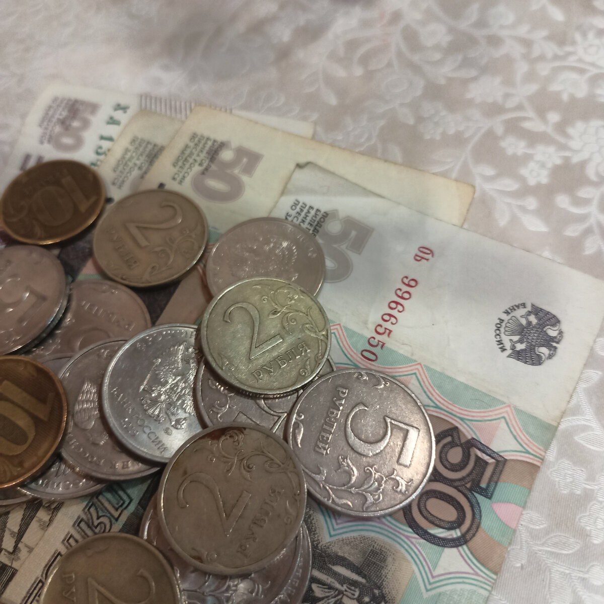 Жизнь в декретном отпуске. Моё личное фото денег.