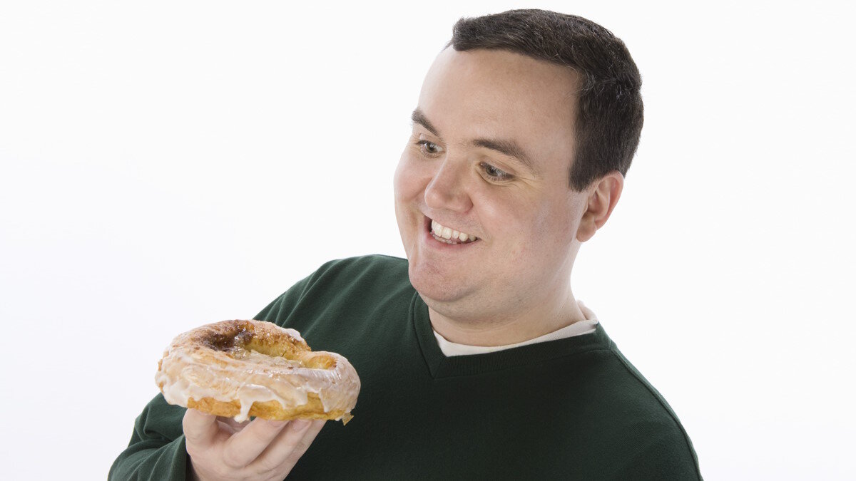    Не стоит после Пасхи налегать на еду