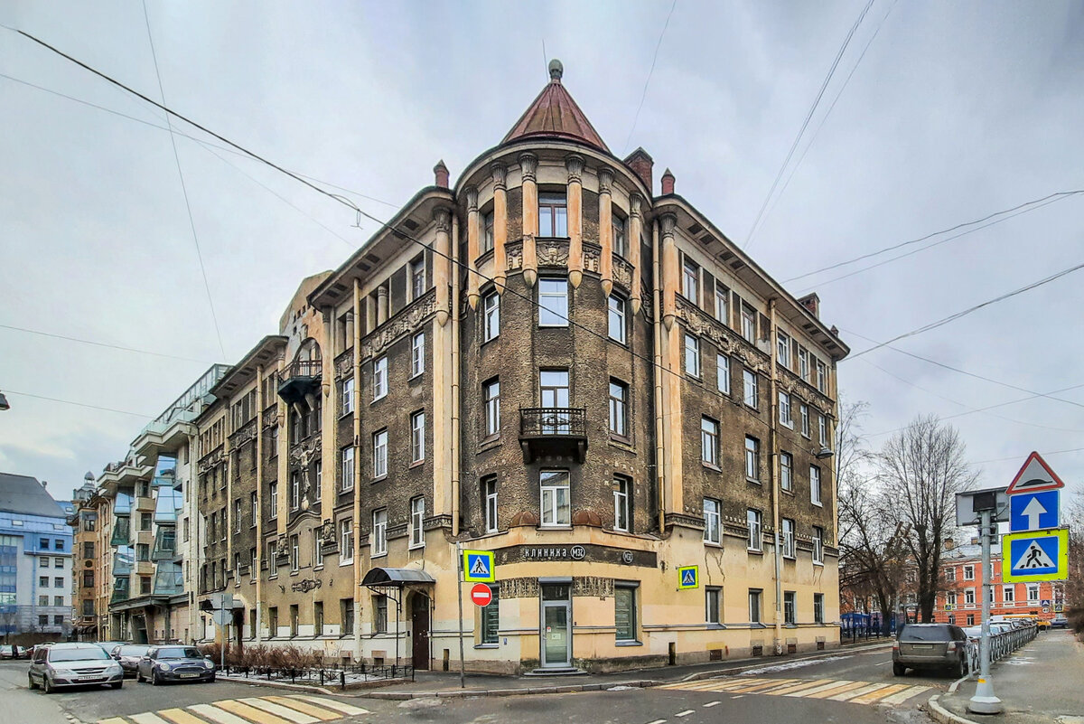 Фото ph_zakharenkova март 2023, Санкт-Петербург, Малый пр. П.С., 32, вид с перекрестка