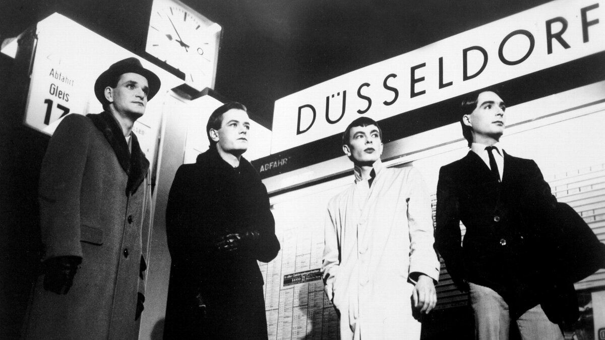 фото: https://ig.ft.com/life-of-a-song/trans-europe-express.html