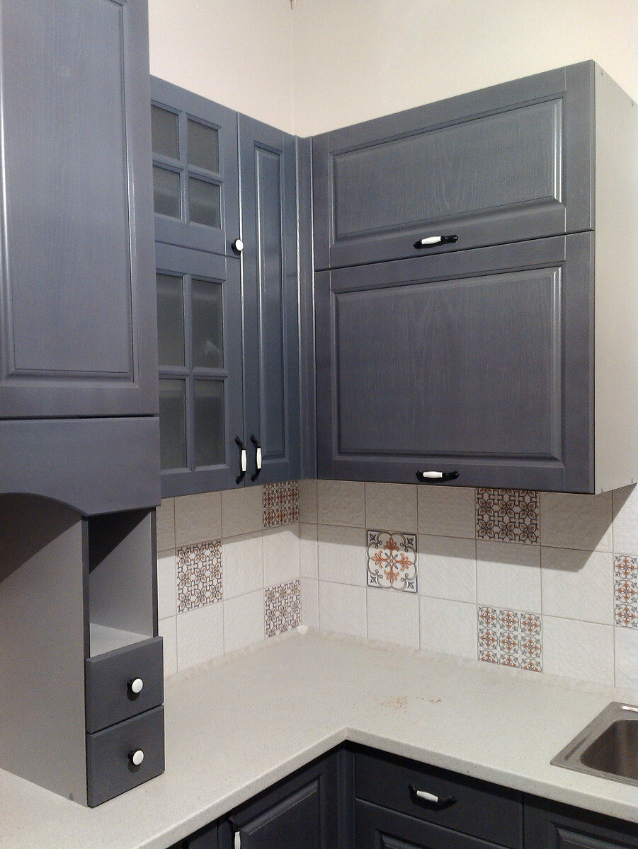 Крашеные фасады из массива дуба