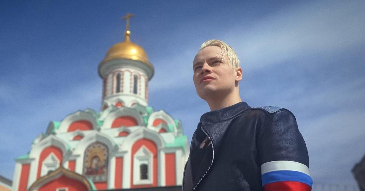 Ладно бы Шаман про себя пел, но он же поёт "Мы", то есть весь народ российский так подставляет, всю страну