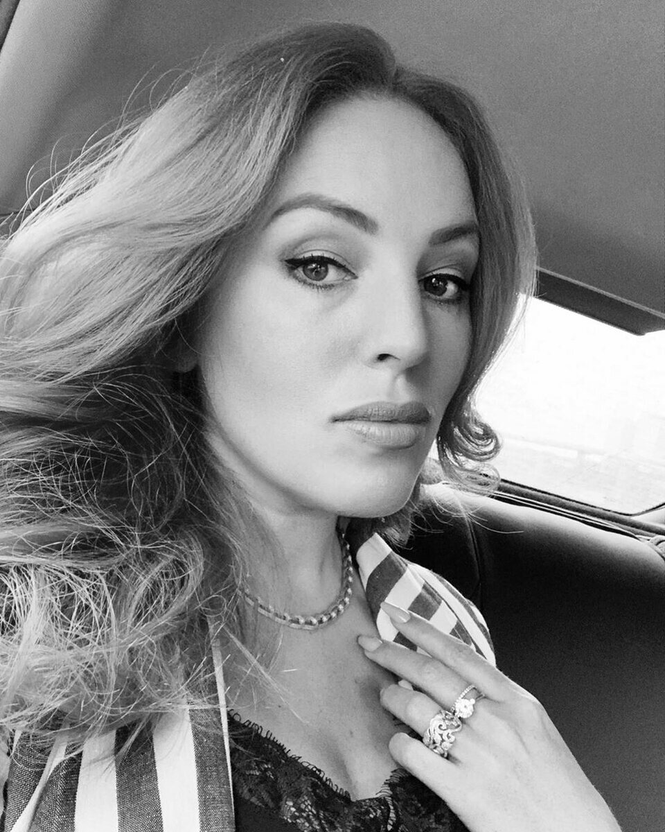 Ведущий инструктор школы маникюра Наяда нейлс - Наталья Степанова.