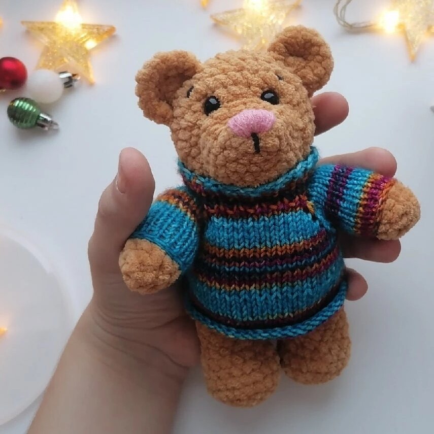 Мишка Богдан. Джемпер с регланом из Gazzal Happy Feet, спицы 2,5. 