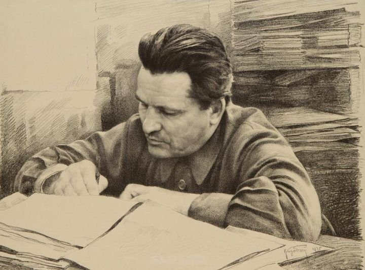      Сергей Киров за работой, фото из открытых источников.