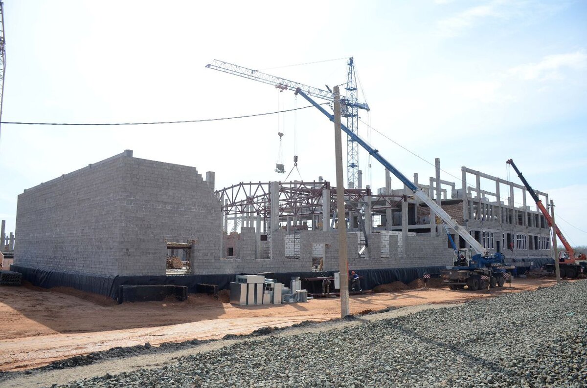    В Оренбурге новую школу в «Дубках» построят к началу декабря 2023 года