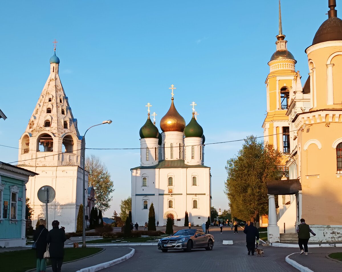 Коломенский Кремль - Соборная площадь