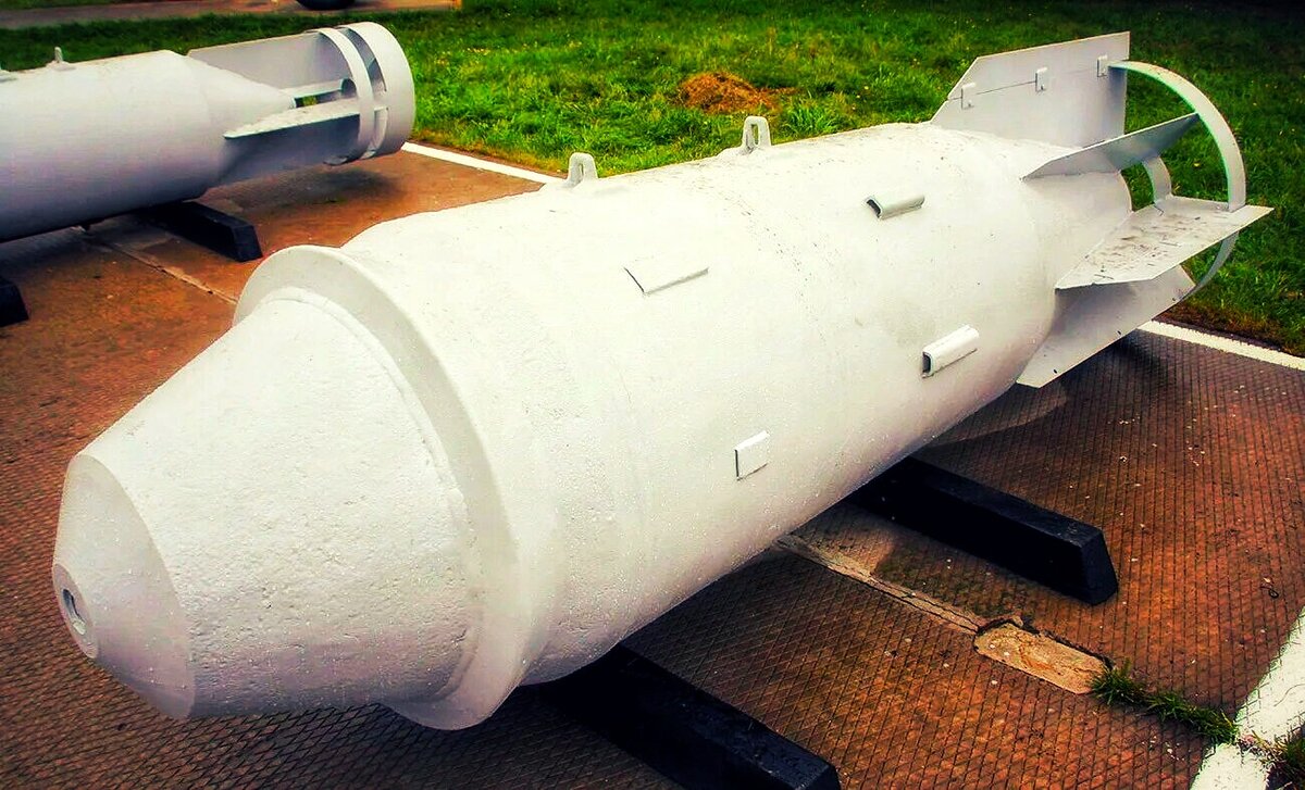 Самая мощная Авиационная бомба. Фаб-3000 Википедия характеристики.