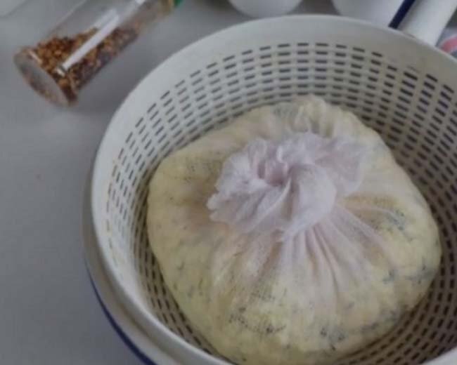 Für mich und meine Familie ist das Frühstück sehr wichtig. Das Frühstück gibt uns viel Energie und Kraft für produktives Arbeiten. Es kommt vor, dass wir nicht immer Zeit haben, etwas Gesundes und Nahrhaftes zu essen.-3