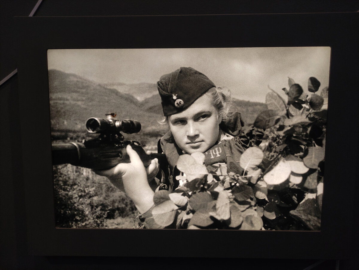 фотография Евгений Халдей