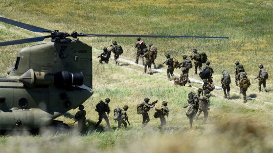    В Эстонию в рамках учений перебрасывают почти 600 десантников Анна Оленькова