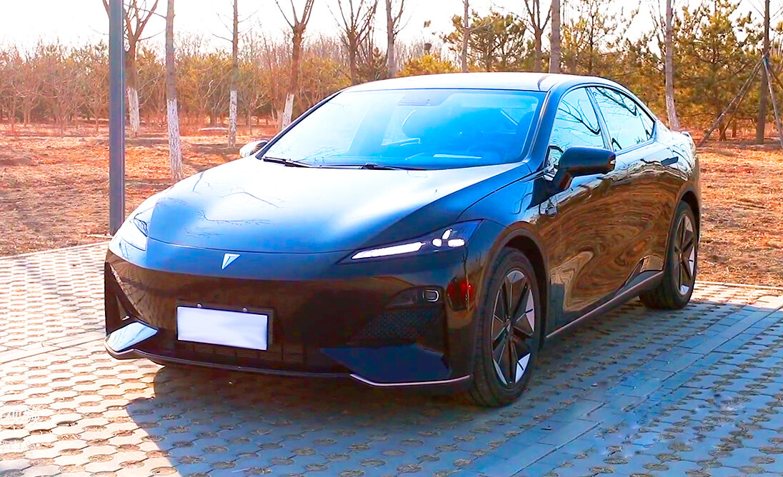 Changan Deep Blue SL03