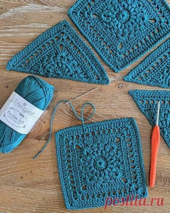 Джемпер крючком с косами, ромбами Росток Crochet sweater