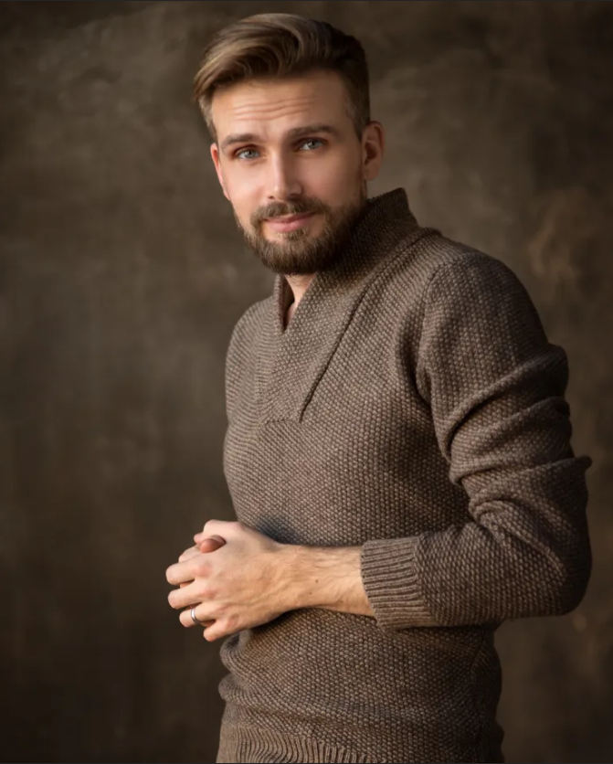 Денис Дрожжин