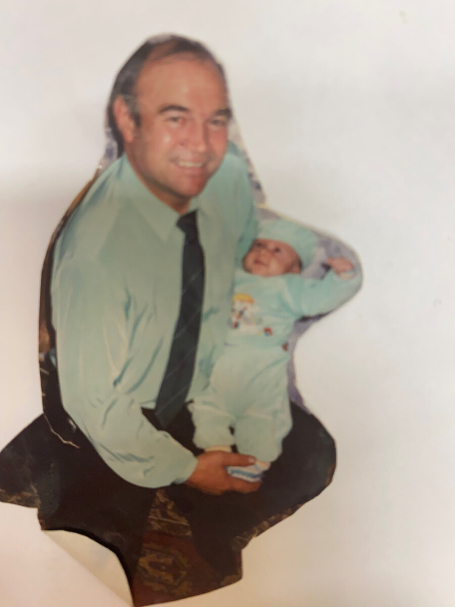 С первым внуком)