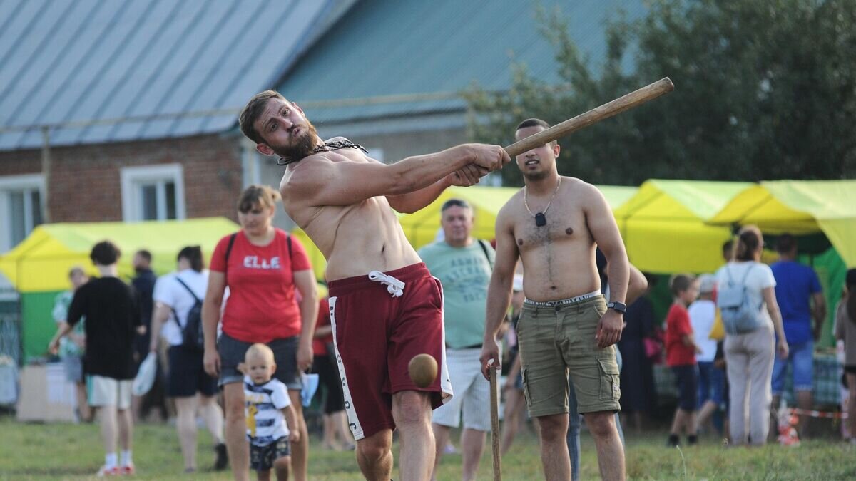    Лапта© РИА Новости / Алексей Сухоруков