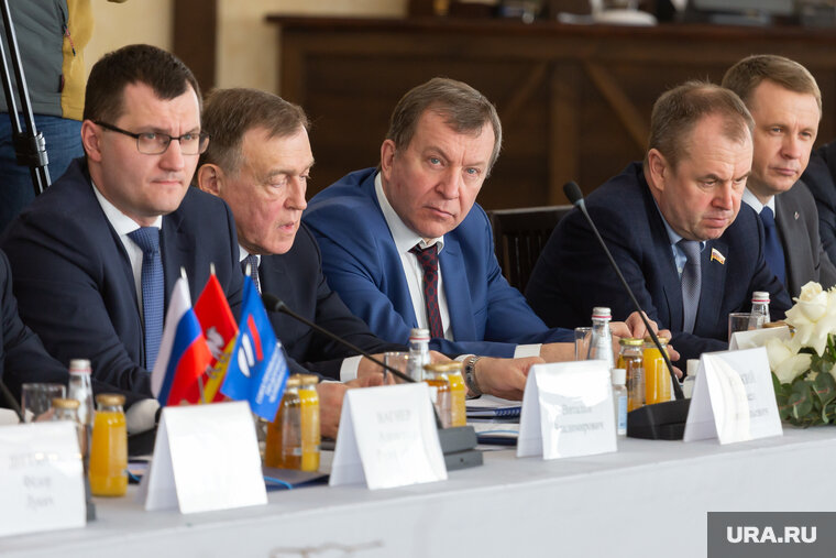    В работе бизнесменов под Магнитогорском приняли участие руководители министерств и ведомств