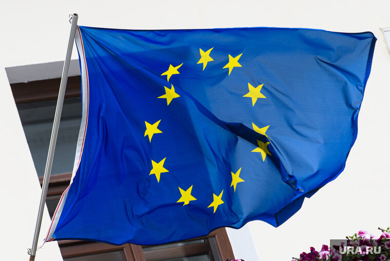    Евросоюз наложит санкции на Китай, если страна будет снабжать РФ оружием