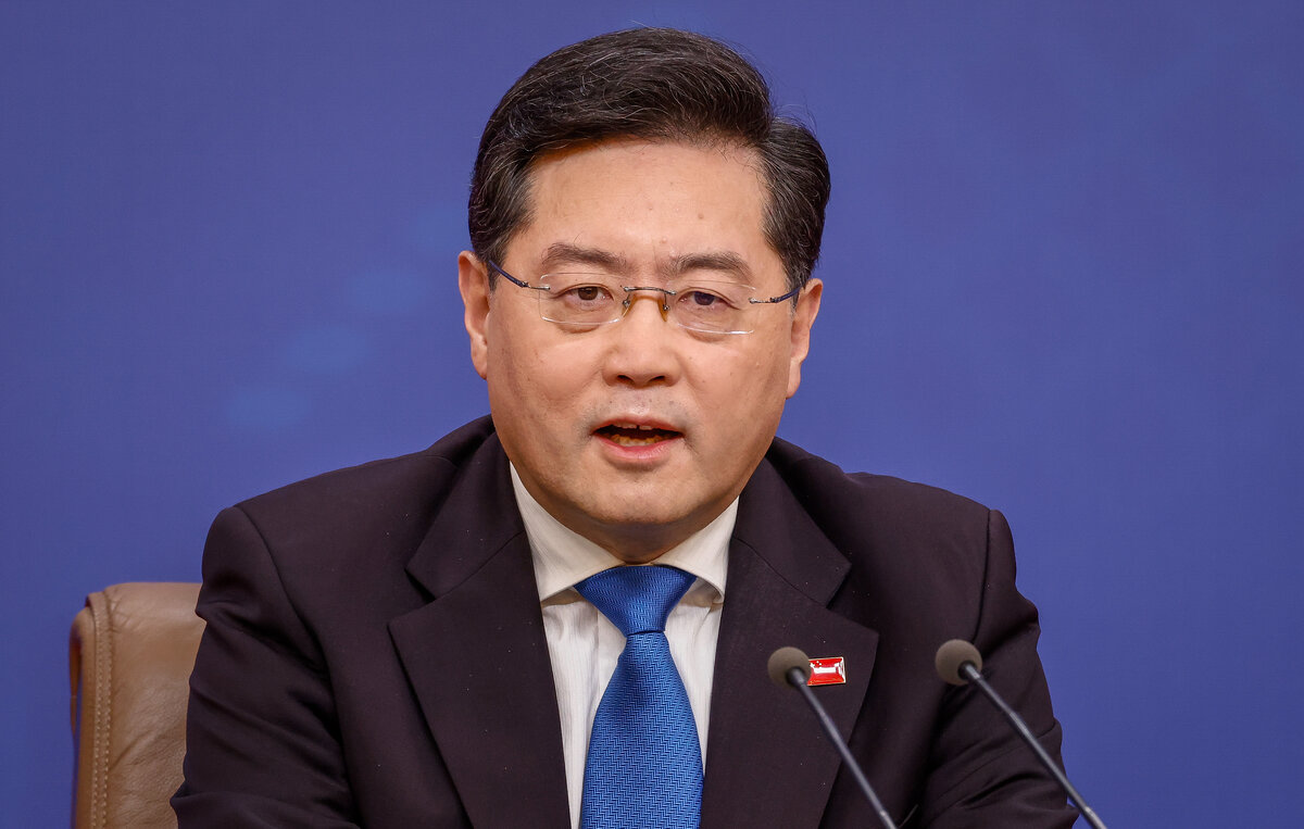    Глава МИД КНР Цинь Ган  EPA-EFE/MARK R. CRISTINO