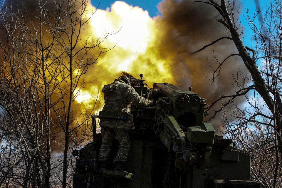     Ситуация в Артемовске стала причиной раскола в верхушке ВСУ  REUTERS