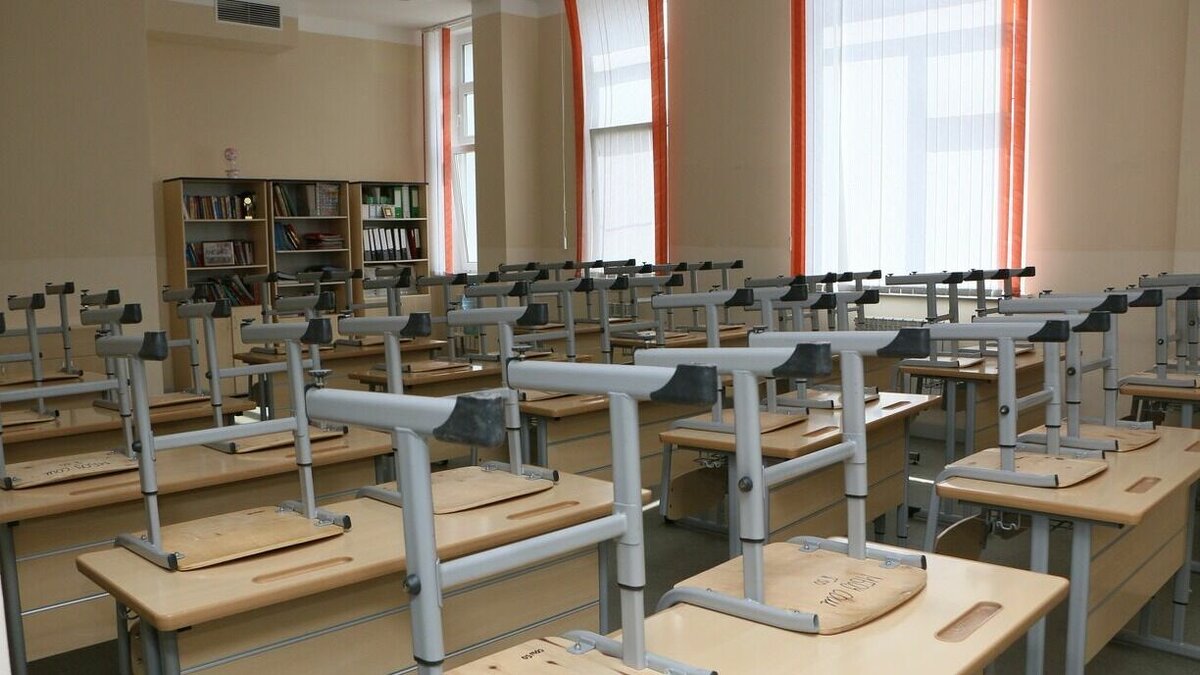     В этом году работы по капитальному ремонту проведут в школе №63 и лицее №95 города Ижевска, на эти цели из федерального бюджета выделено 107 млн рублей.