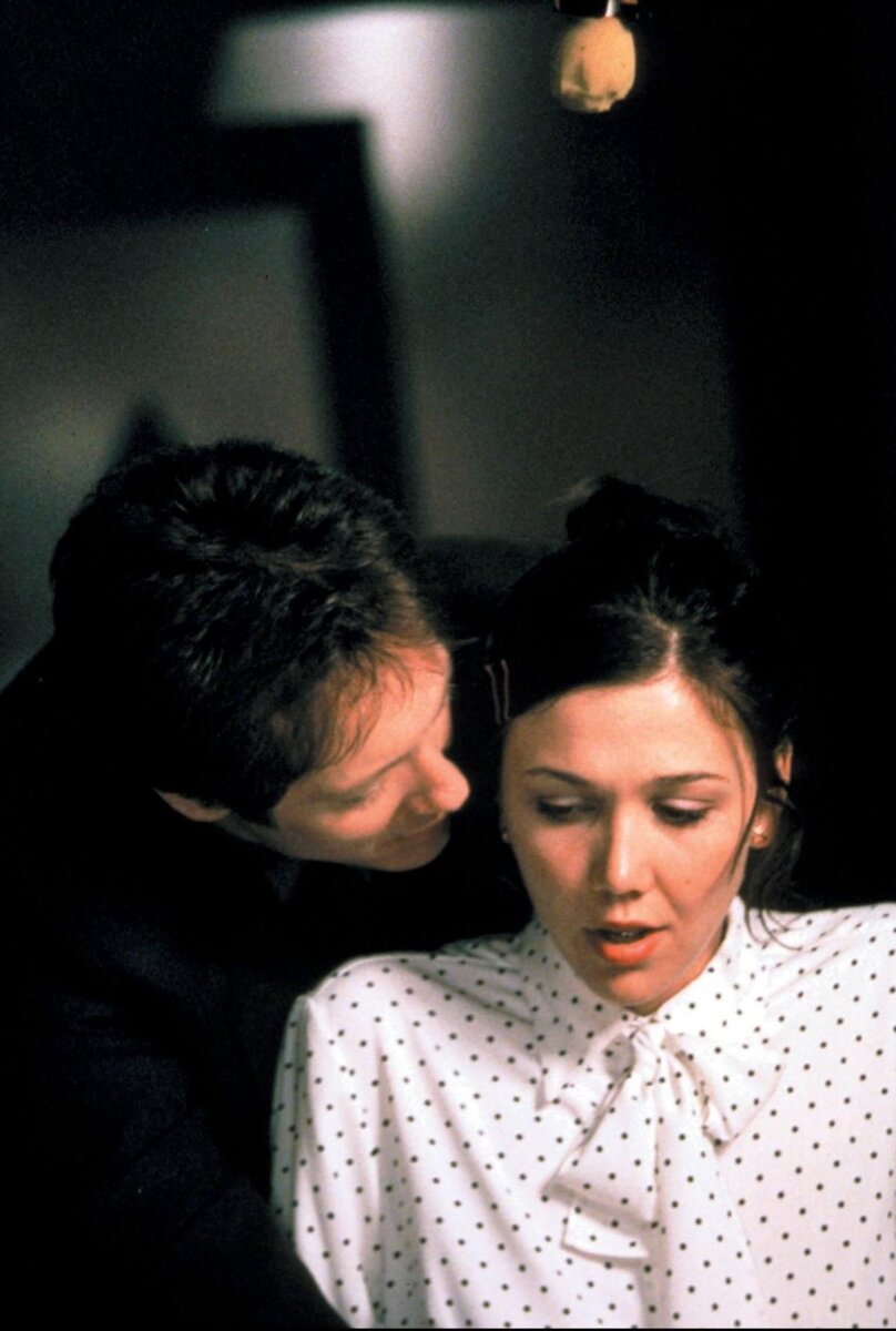 Кадр из фильма приведен для иллюстрации, взят с https://funart.pro/16858-sekretarsha-54-foto.html