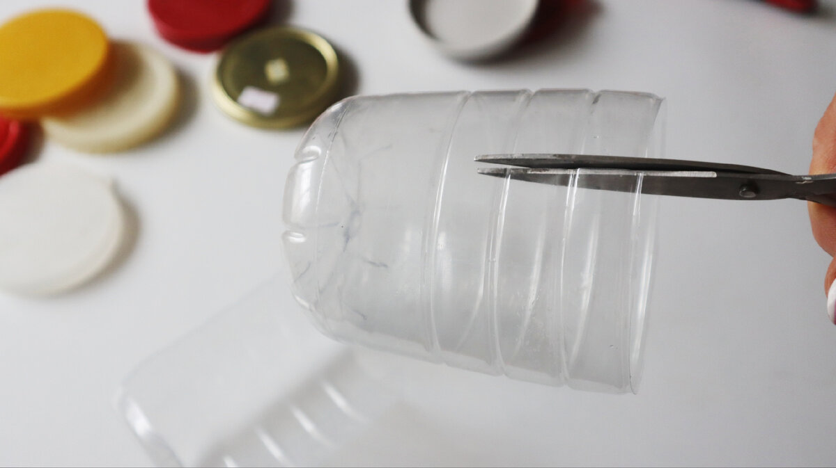 Листайте вправо 
