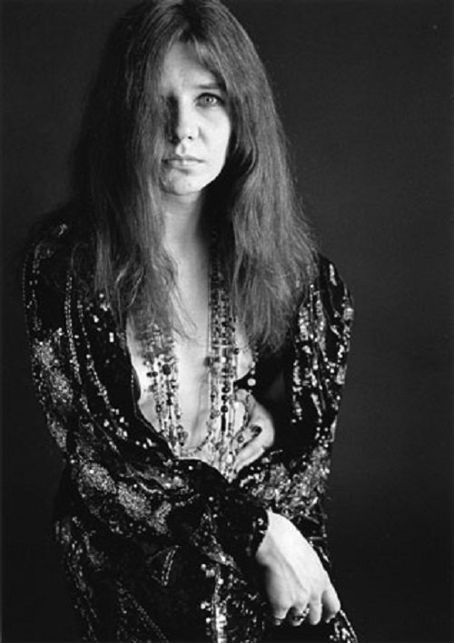 Дженис в халате