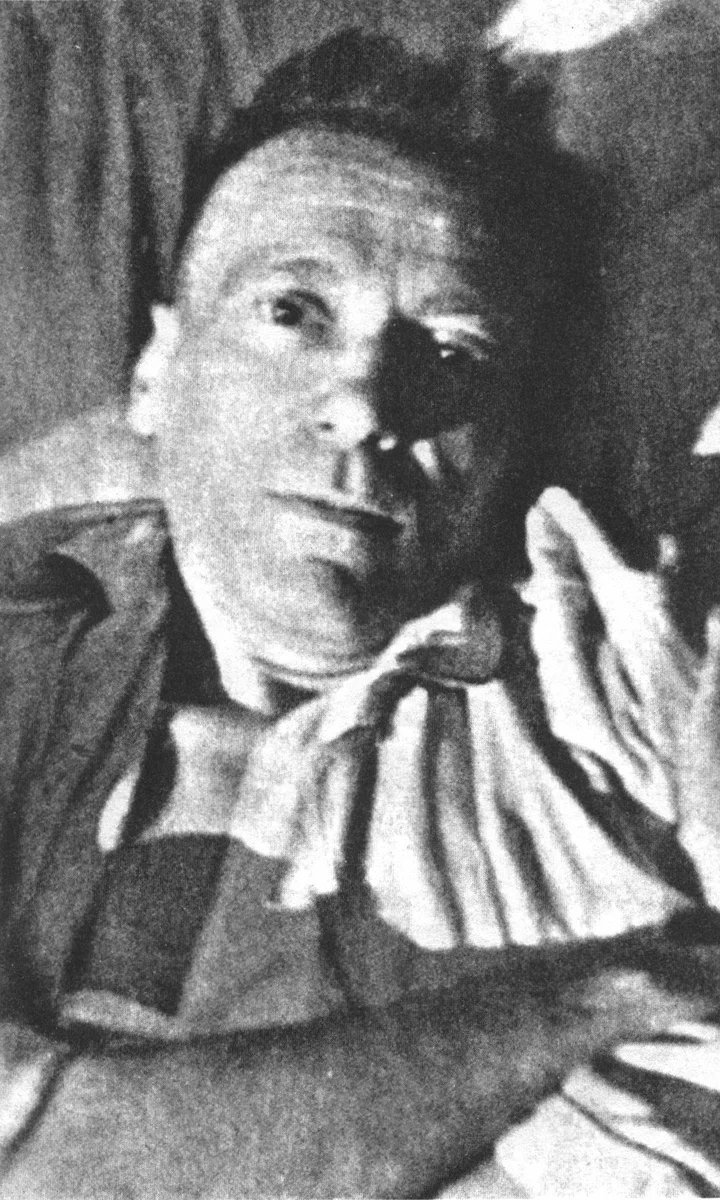 М.А. Булгаков. 27 февраля 1940. За две недели до смерти... Фото К.Венца с сайта http://m-bulgakov.ru/