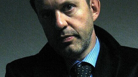     Бывшего проектировщика красноярского метро Олега Митволя вернули из тюремной больницы в СИЗО-1. Его дочь утверждает, что отец по-прежнему нуждается в лечении, и что на него пытаются оказать давление.