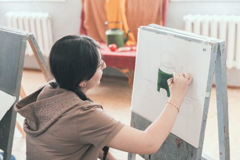    В Оренбургской области проходит художественный конкурс «Детская палитра» Кристина Просвиркина