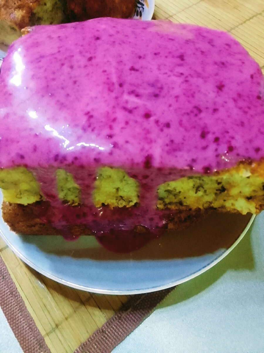 Заливка из сметаны со смородиновым желе!