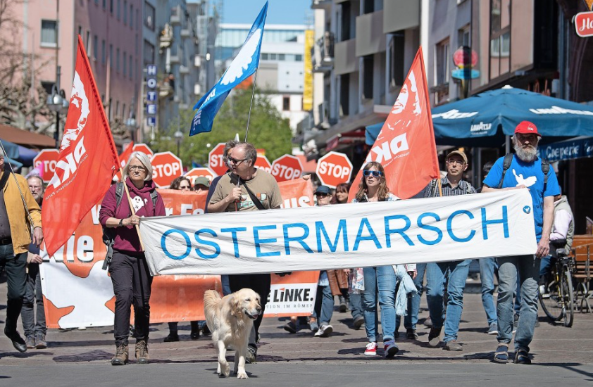 Верность собственной традиции: Пасхальный марш 2022 года во Франкфурте © DPA