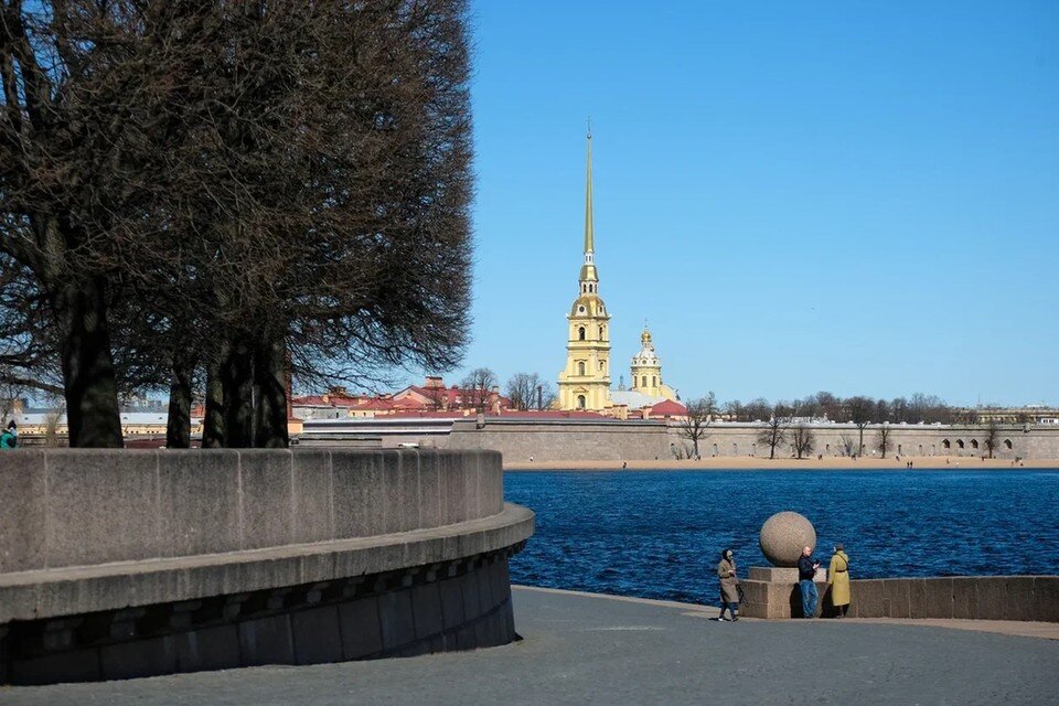     Тепло и солнце будут в воскресенье, 9 апреля, в Петербурге. Артем КИЛЬКИН