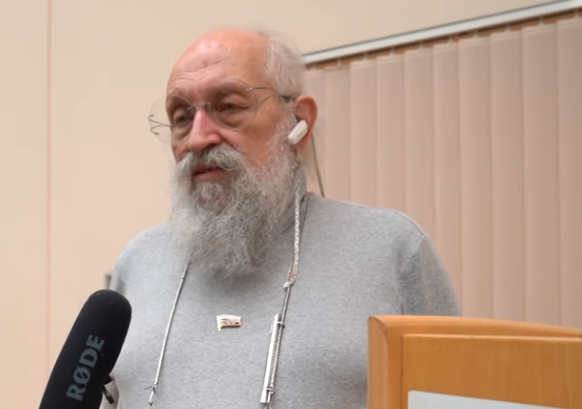 Анатолий Вассерман