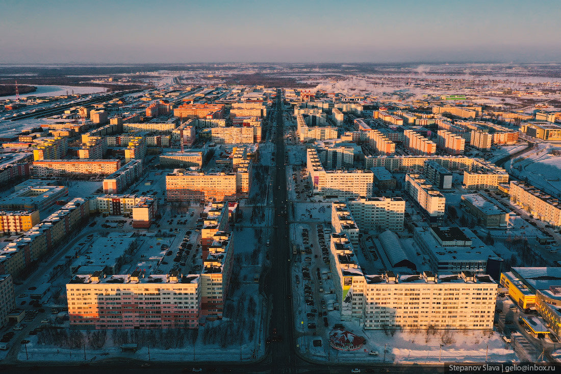 Уренгой какой город. Столица нового Уренгоя. Новый Уренгой фото. Мкр Крымский новый Уренгой. Газовая столица России.