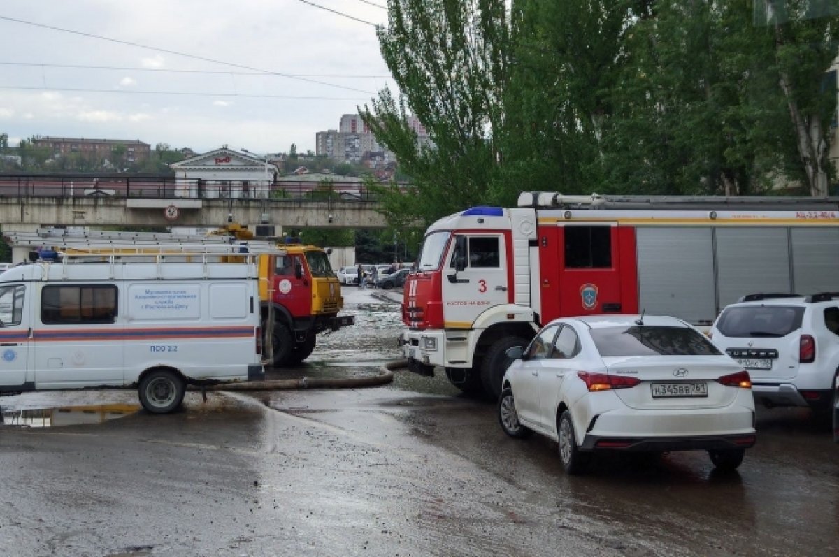    Ростов вновь затопило после сильнейшего ливня 28 апреля
