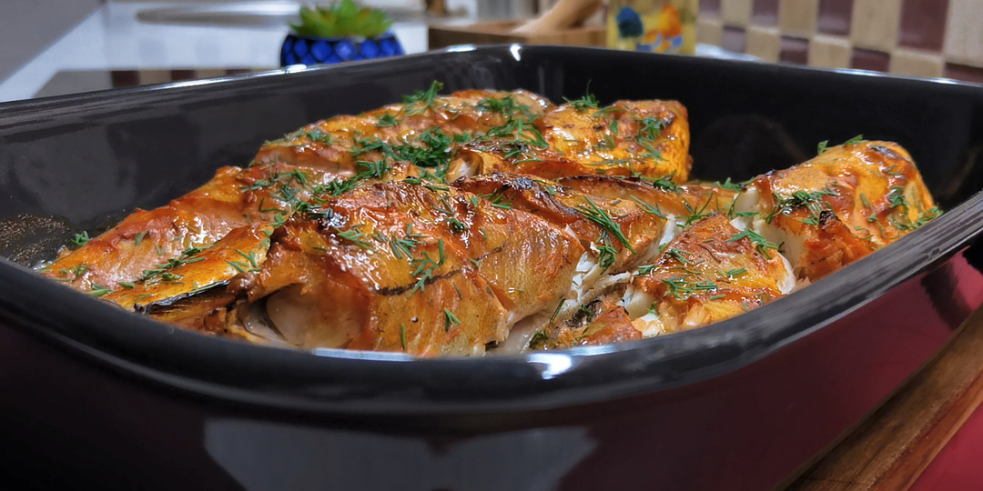Вкуснее еще никто не придумал. Старый советский рецепт самой простой рыбы, а вкусно по-царски (минтай в духовке)